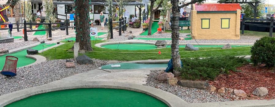 Multiple mini golf holes